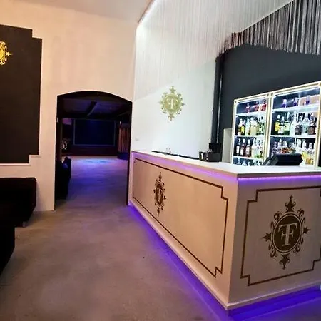 U Cerneho Orla 3* Kostelec nad Cernymi Lesy