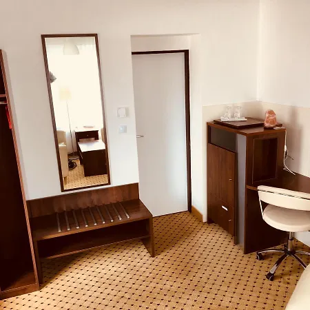 U Cerneho Orla Hotel